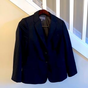 Twinhill American Airlines 10R Women’s Business Button Down Suit